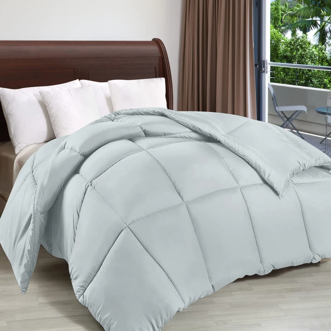 Bedding Comforter Duvet Insert - Quilted Comforter with Corner Tabs - Box Stitched Down Alternative Comforter (Twin XL, Light Grey)
